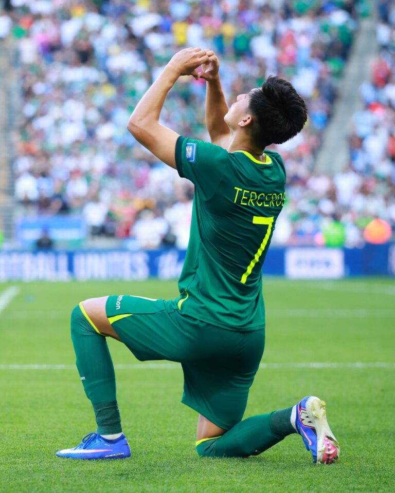 Bolivia remontó y sueña con el Mundial