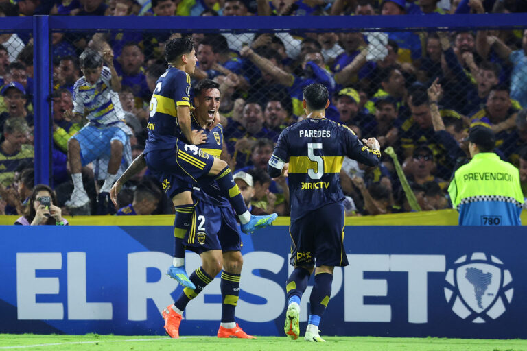 Boca goleó a Barcelona y llega afilado al Superclásico