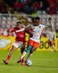 ¡El Cusco celebra! Cienciano impone su ley en la altura ante Puerto Cabello