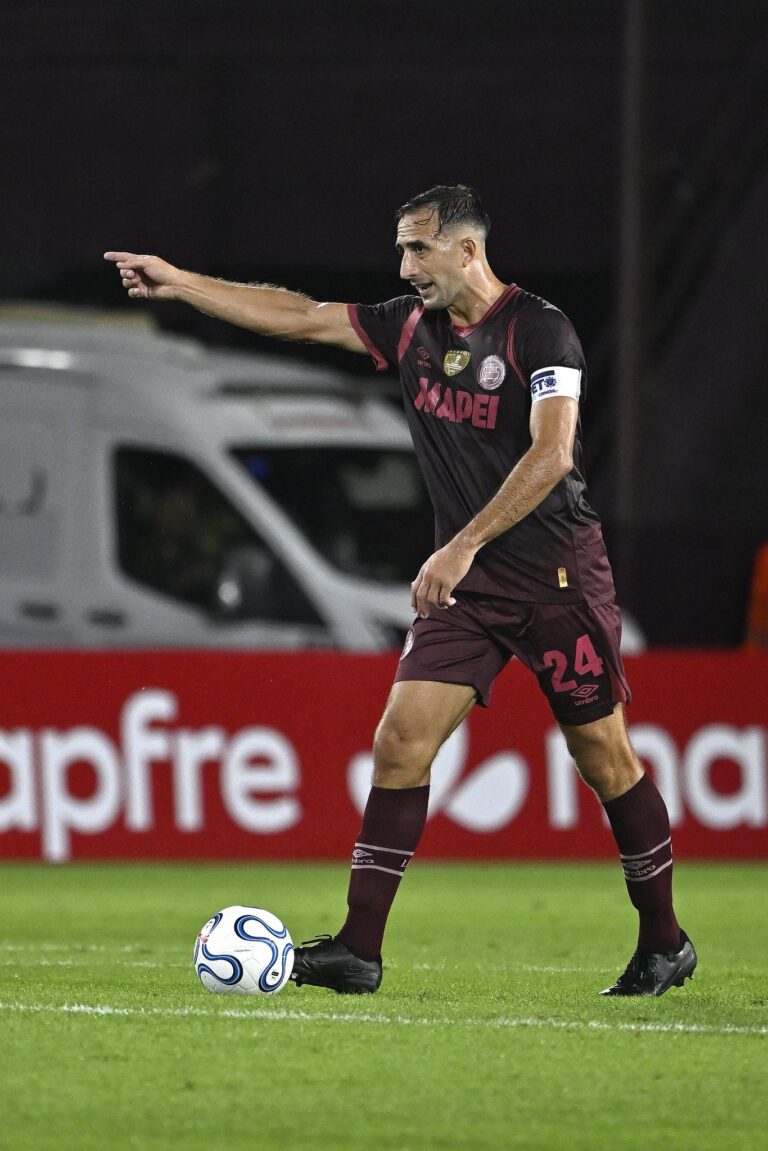 ¡Golpe Granate en El Alto! Lanús castiga el error de Baroja y festeja en la altura