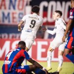 Gestos racistas y burlas económicas empañaron el duelo entre San Lorenzo y Santos