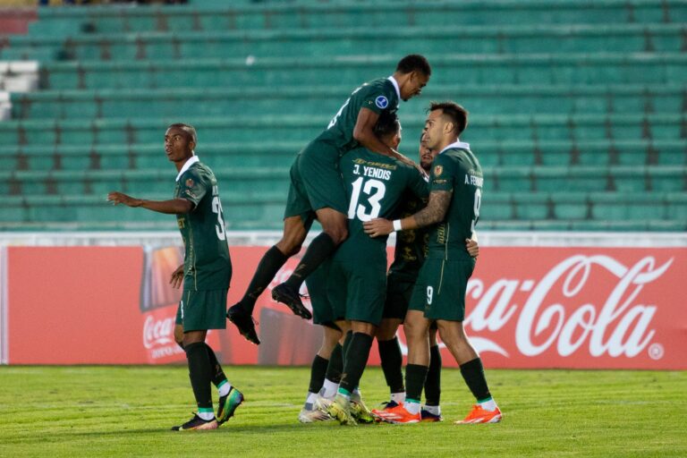 Caracas FC estiró su racha y hundió a Independiente Petrolero