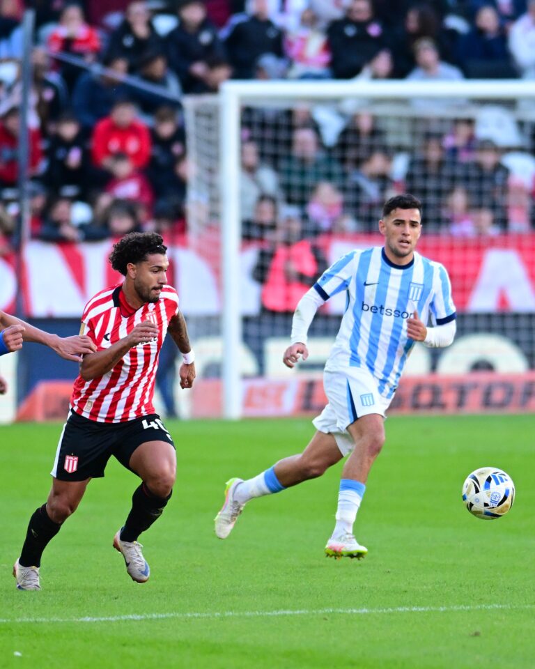 Racing sorprendió a Estudiantes y avanzó a cuartos del Apertura