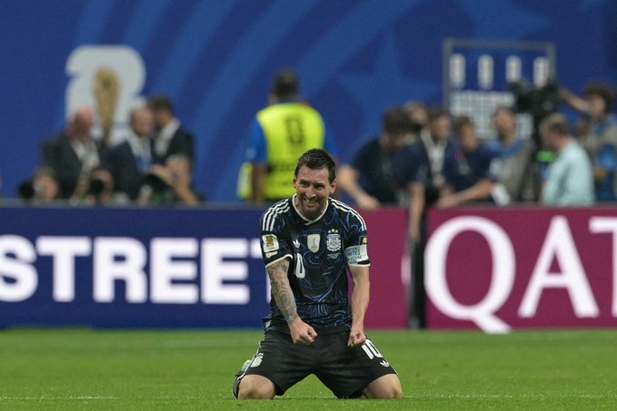 Argentina remontó a Inglaterra y jugará la final del Mundial