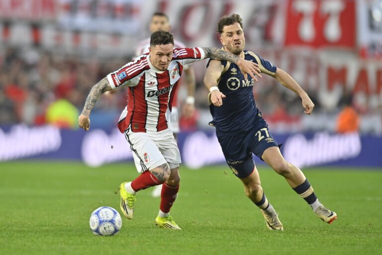 River sobrevive en Bogotá y define todo en el Monumental