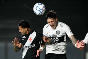 Vasco domina a Olimpia, pero no encuentra el gol en São Januário